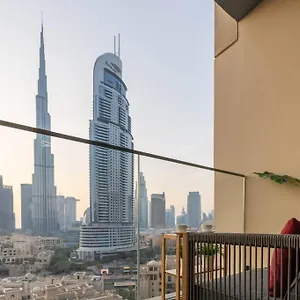 شقة Ultimate / Amazing Burj Khalifa Views / 5 Min Walk From Mall / 6 People, دبي